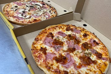 pizzas del palacio del pollo y la pizza