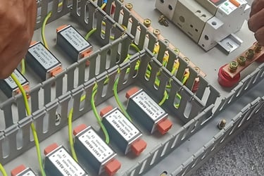 Perakitan Panel untuk Sarfas SPBU