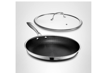 This frying pan is great for all types of cooking. The lid makes it easy to simmer dishes!