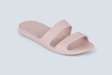 claquette maternelle tunisienne en plastique, drône tunisien 