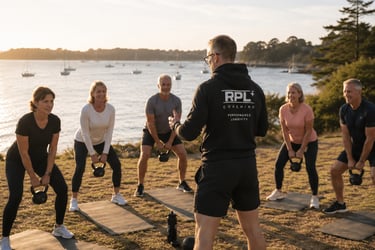 Séance outdoor RPL+ axée force, énergie et longévité dans le Golfe du Morbihan