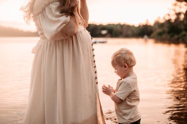 Lifestyle maternity session with toddler at the lake, Hibbing Minnesota