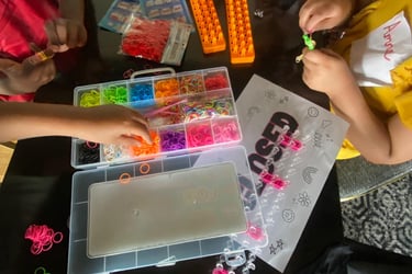 Sandwell Free Kids HAF Camp Bracelet making