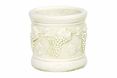 pot rond en pierre motif raisin