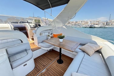 salon de popa targa 37