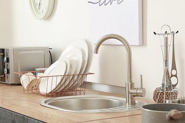 Clean and tidy kitchen