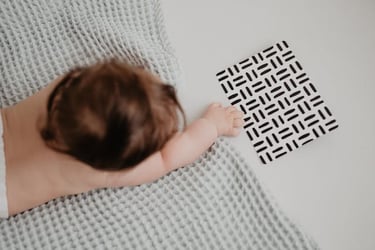 image en noir et blanc pour bébé