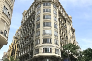 Edificio en la calle San Vicente Mártir