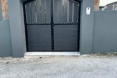 Μεταλλική εξωτερική πόρτα εισόδου META METAL SANTORINI