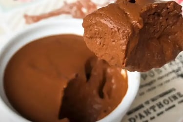 Mousse low carb de chocolate