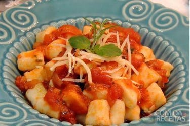 Nhoque low carb de frango com ricota