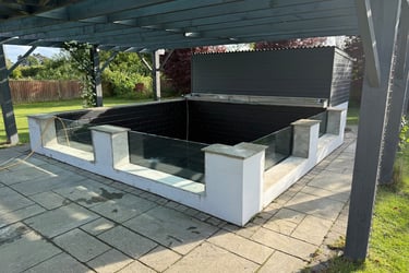 garden ponds fitted 4x big windows to display maximum fish show