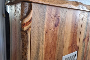 blued pine detailing