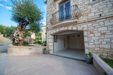 garage in holiday villa