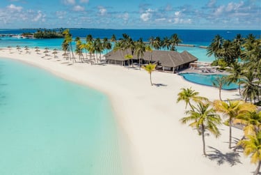 veligandu maldives beach sandbank