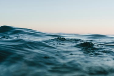 ocean wave closeup