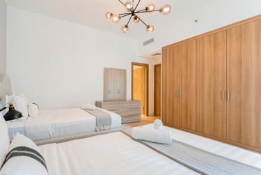 HotelArt: Μίνιμαλ Ξύλινη Ντουλάπα - Ξενοδοχειακός Εξοπλισμός Ντουλάπες