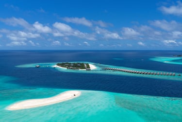 hurawalhi maldives private island view