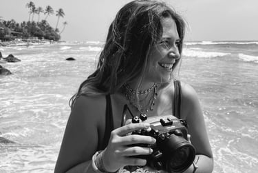 woman beach smiling with camera