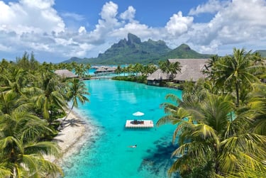 Four Seasons or St Regis Bora Bora - which one is better and why
