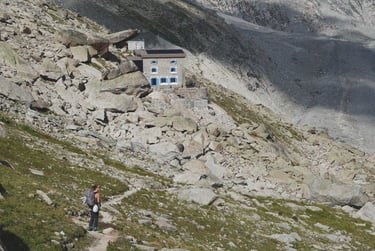 TREKKING CON NOTTE IN RIFUGIO IN VALLE D'AOSTA
