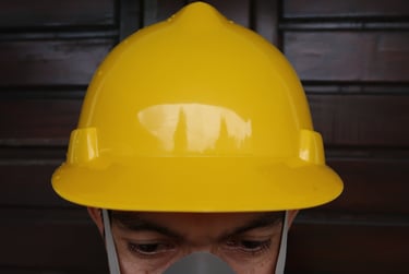 APD Helm Tampak Depan
