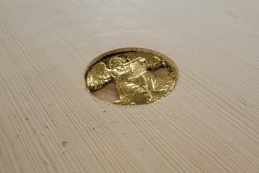 gilded harpsichord rose