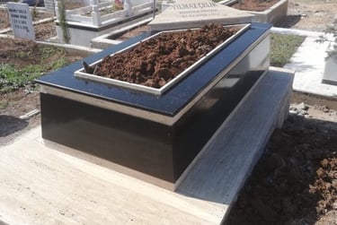 Kabasakal Mezarlığı’nda gerçekleştirilen özel mermer uygulaması.