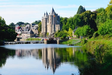 Josselin Château canal bateau