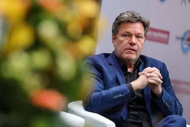 Habeck l'admet : L’économie allemande se développe « dramatiquement mal » - Des huées à Leipzig