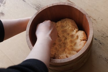 藤井製桶所の木桶仕込みの糀屋 雨風の味噌|堺市のイベント情報ならサカイタイムズ
