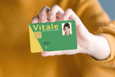 carte vitale pour votre consultation  a domicile et au cabinet infirmier Dubord-Montory