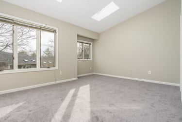 virtual-staging-bedroom-before