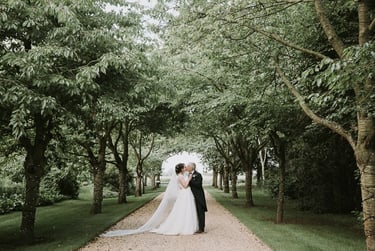 London wedding photographer for natural documentary style photos