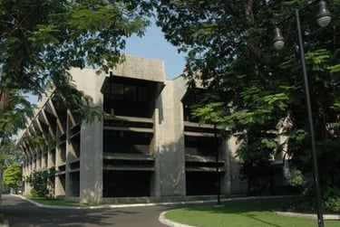 https://en.wikipedia.org/wiki/Consulate_General_of_the_United_States,_Chennai
