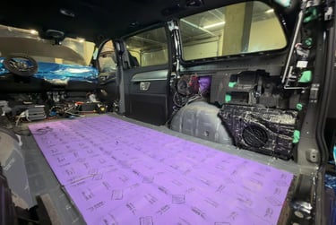 Wygłuszenie Mercedes V SGM