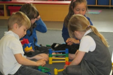 Children building