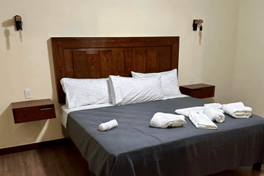 Hoteles en Parras perfectos para visitar viñedos en Parras , Posada Orleans