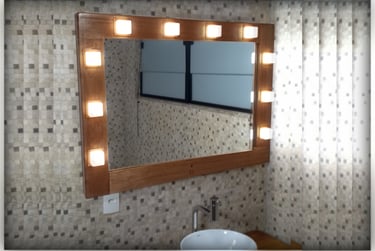 Espelho Camarim Touch com Luz Natural a Led, Desembaçador automático