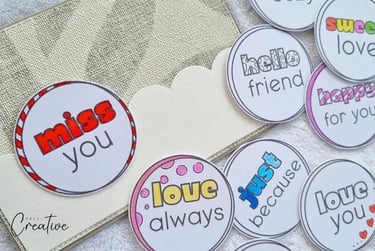 Set of various circular sentiments, colored in different ways.