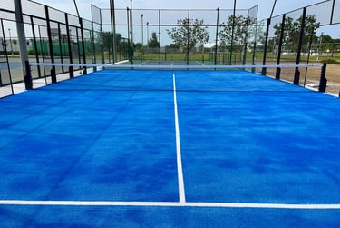 Cancha de pádel instalada por Inka Padel en Chocalla, Asia - Perú.