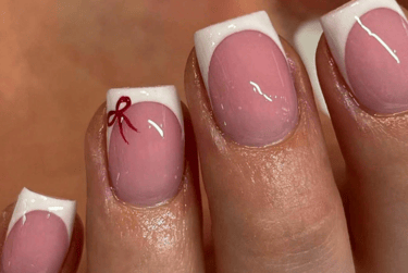 Set of short square French press-on nails with white bow design, chic nail art for winter streetwear