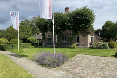 De Baanderhoeve, het kantoor van Plato