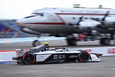 Nickas Cassidy Jaguar Formulė E