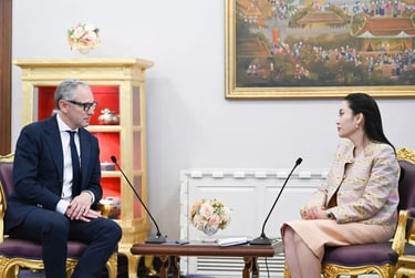 Stefano Domenicali Paetongtarn Shinawatra