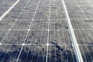 Panneaux solaires très sales : poussières
