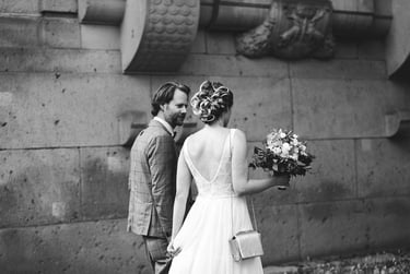 Bride and groom talking to each other before the wedding ceremony.