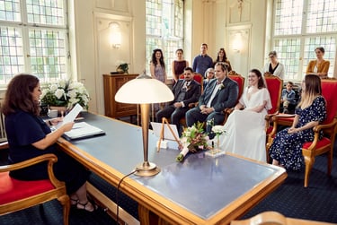 Civil wedding ceremony at the Tempelhof-Schöneberg civil registry.