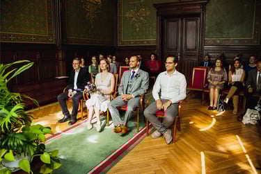 Wedding taking place at the Neukölln civil registry.