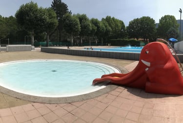 Piscine municipale de Quillan dans la vallée de l’Aude
